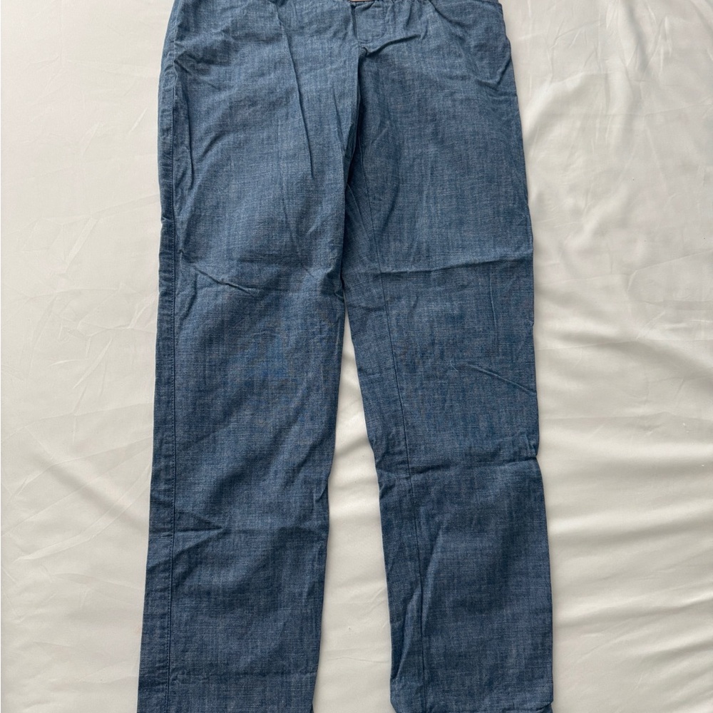 GAP Maternity Chino